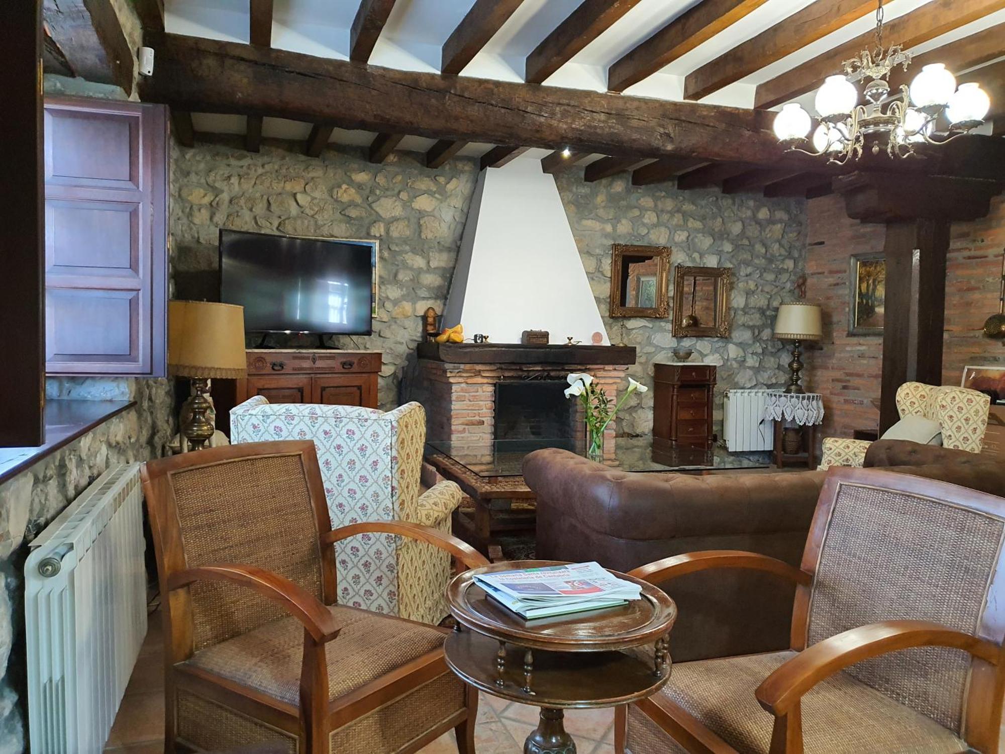 Posada San Tirso Toñanes Extérieur photo
